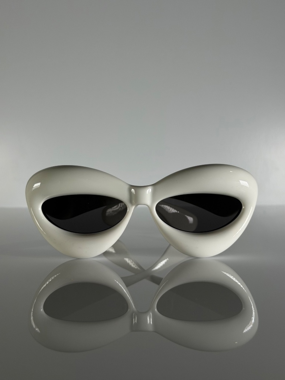 LOEWE Inflated Cat Eye Sunglasses - Picture 6 of 9